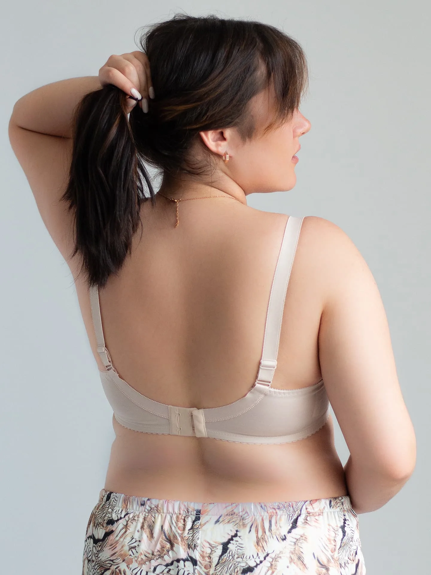 Бюстгальтер з бічною коригуючою деталлю та сіточкою (Латвія) - Зображення 7