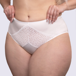 Трусики з мереживом з високою лінією талії
